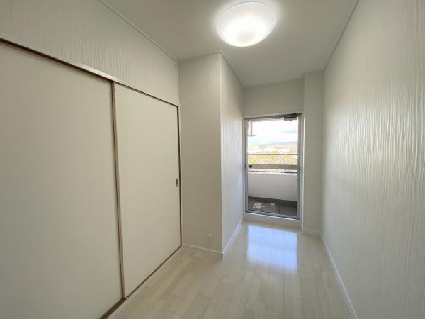 研究学園6団地530号棟