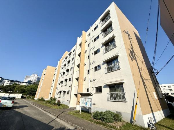高倉台7-2団地30号棟