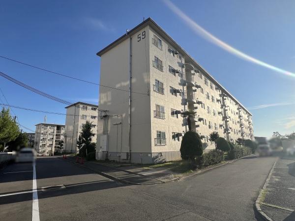 神陵台西住宅59号棟