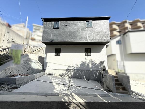 垂水区歌敷山1期1号棟　新築未入居