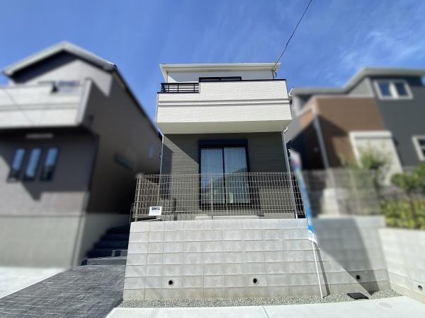 明石大久保町高丘5丁目　3号棟新築戸建