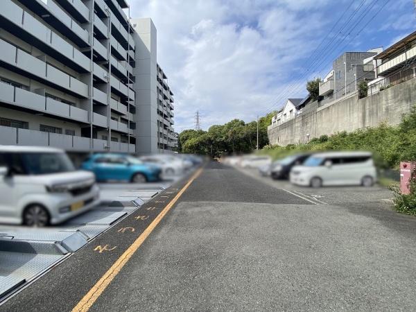 西舞子パーク・ホームズ4号棟