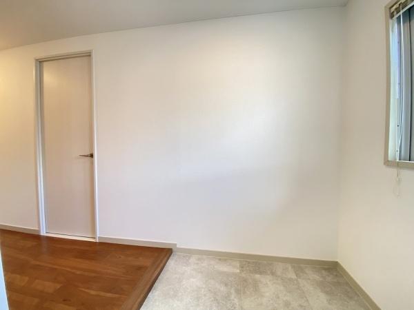 研究学園5団地525号棟