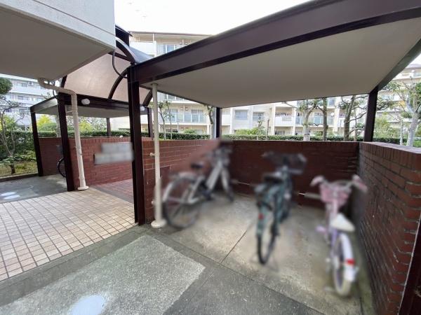 研究学園5団地525号棟