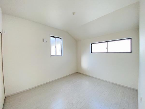 明石市西明石東町1期2号棟　新築戸建