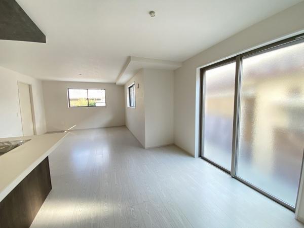 明石市西明石東町1期2号棟　新築戸建