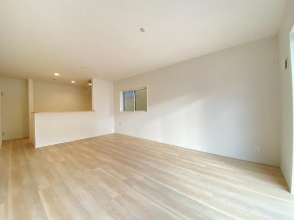 垂水区上高丸3丁目　2号棟　新築戸建