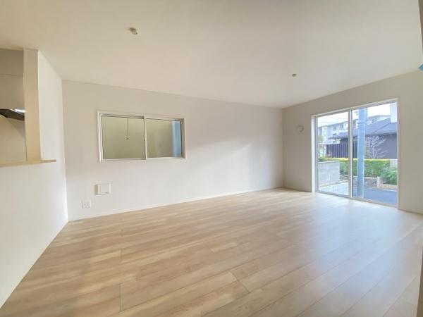 垂水区上高丸3丁目　2号棟　新築戸建