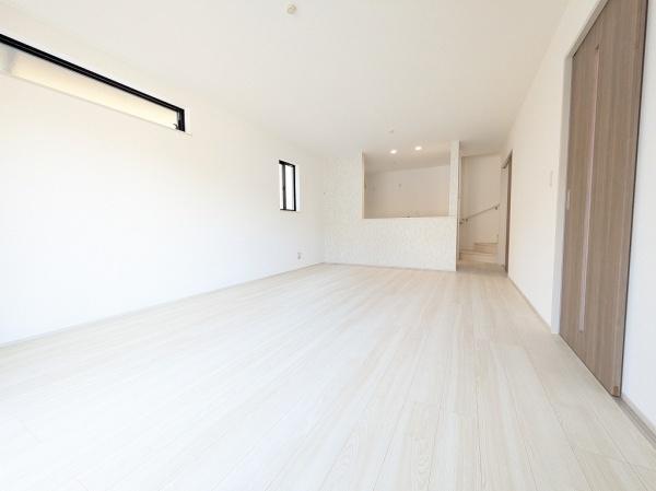 垂水区桃山台6丁目　B号棟　新築戸建