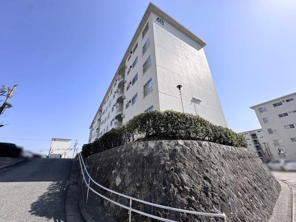 神陵台東住宅48号棟　オーナーチェンジ物件！