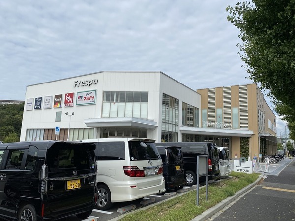 神戸市垂水区舞子坂４丁目の中古一戸建て(フレスポ舞子坂)