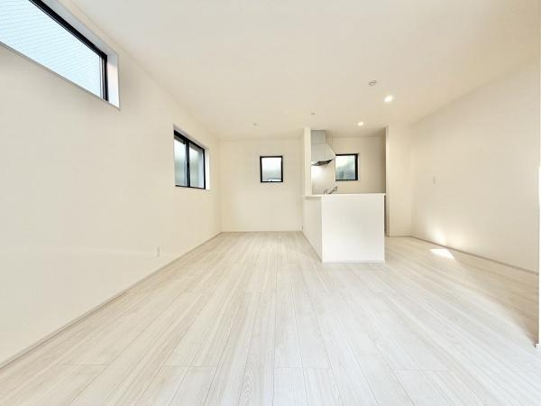 垂水区千鳥が丘2丁目　2号棟　新築戸建