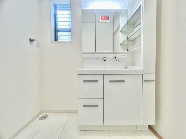 西区持子2丁目　新築戸建