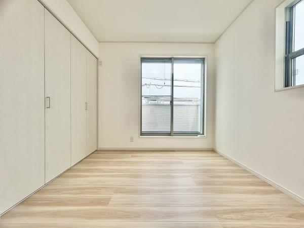西区持子2丁目　新築戸建