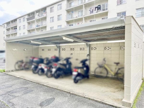 神陵台東住宅56号棟