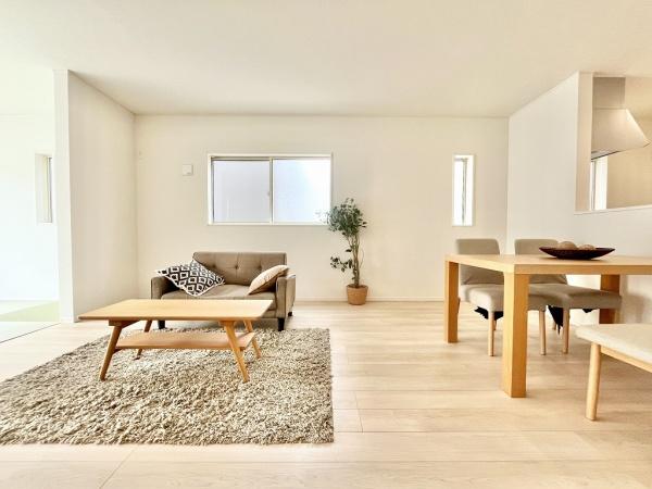 西区王塚台7丁目　5号棟　新築戸建