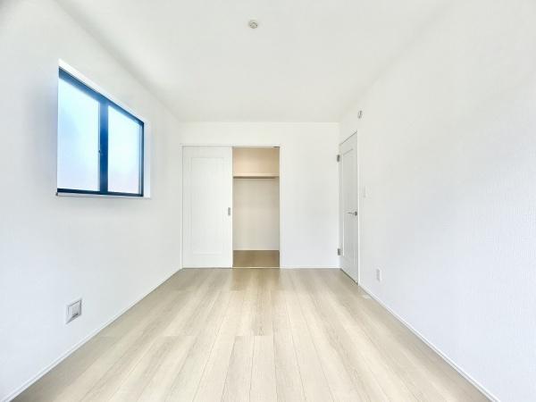 西区南別府4丁目　新築戸建