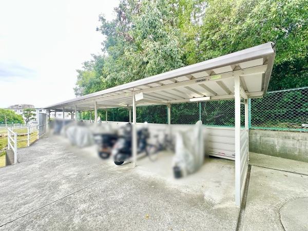 上高丸厚生年金住宅2号棟
