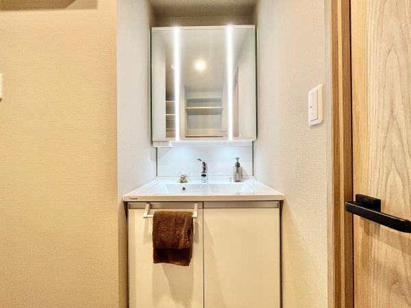 アンビエントジェームス山一番館