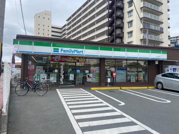 明石土山駅前スカイハイツA棟(ファミリーマート土山駅前店)