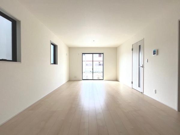 加古川市加古川町備後の新築一戸建