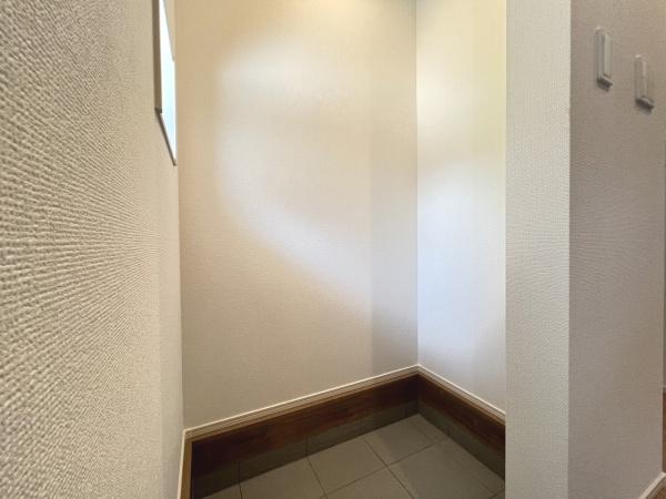 加古川市別府町新野辺北町３丁目の新築一戸建