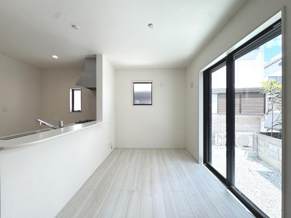 加古川市加古川町中津の新築一戸建
