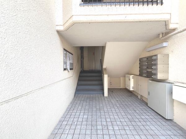 鳩里団地壱号棟