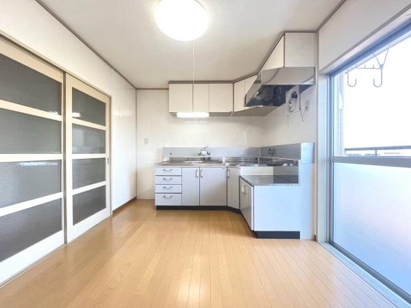 鳩里団地壱号棟