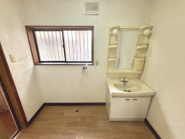 高砂市荒井町千鳥２丁目の中古一戸建て