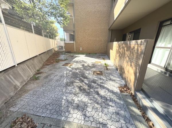 ライオンズマンション東加古川(庭)