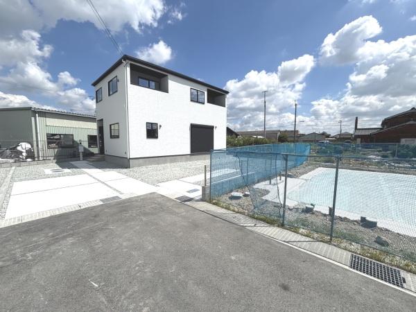 加古川市八幡町上西条の新築一戸建