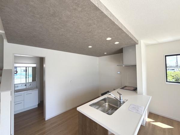 加古川市八幡町上西条の新築一戸建