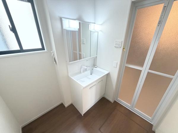 明石市魚住町西岡の新築一戸建