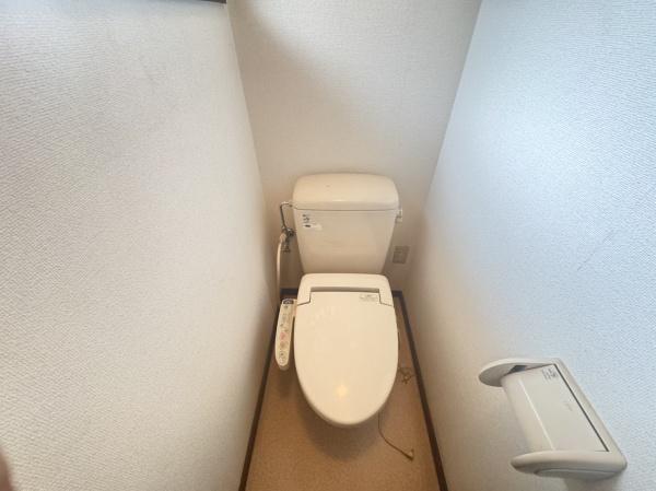 加古郡稲美町国岡1丁目の中古一戸建て(トイレ)