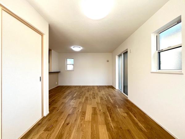 高砂市中島１丁目の新築一戸建