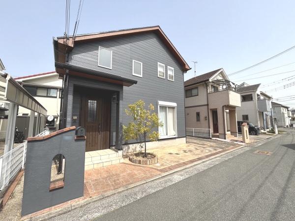 加古川市野口町長砂の中古一戸建て(前面道路含む現地写真)
