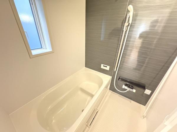 加古川市別府町新野辺北町５丁目の新築一戸建