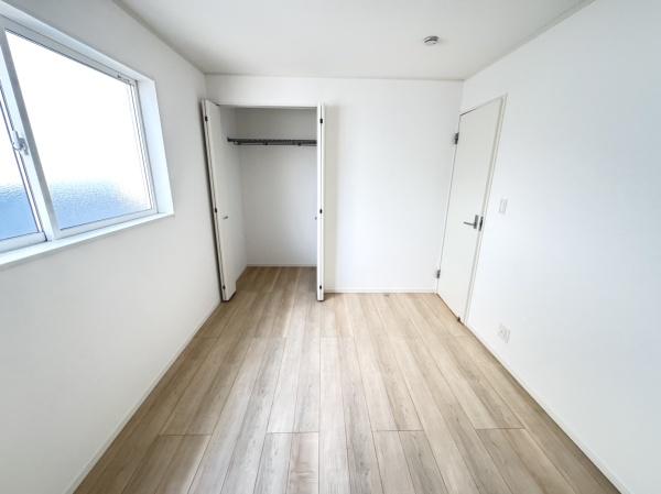 加古川市別府町新野辺北町５丁目の新築一戸建