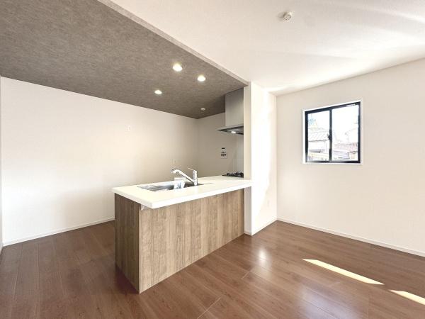 加古郡稲美町六分一の新築一戸建