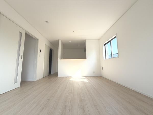 加古川市別府町新野辺第23　2号棟