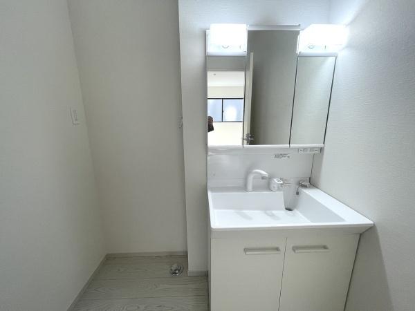 稲美町中村1期2号棟　新築戸建