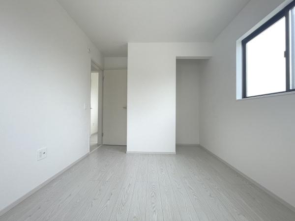 稲美町中村1期2号棟　新築戸建