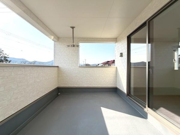 加古川市西神吉町鼎第1　1号棟