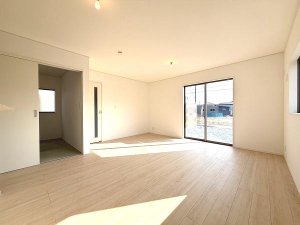 加古川市西神吉町鼎第1　1号棟