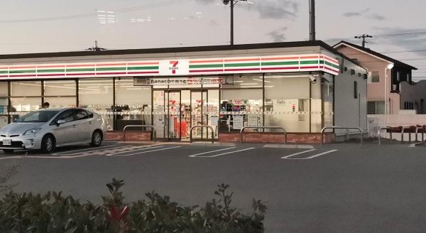 稲美町中村1期3号棟　新築戸建(セブンイレブン国岡店)