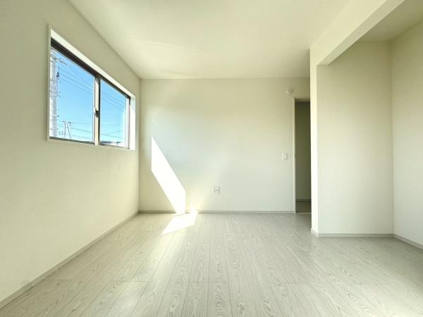 稲美町中村1期3号棟　新築戸建