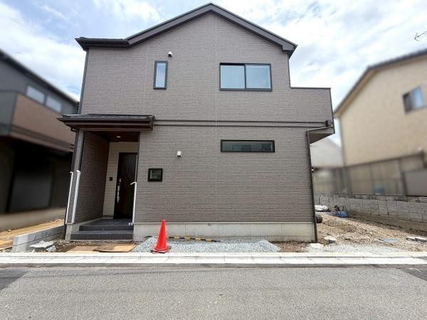 加古川市東神吉町出河原2号棟　新築戸建