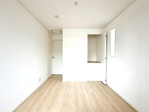 加古川市加古川町友沢第8　1号棟