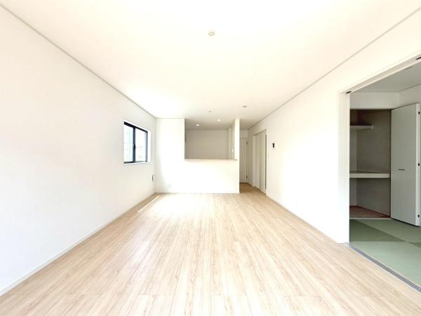 加古川市加古川町友沢第8　2号棟